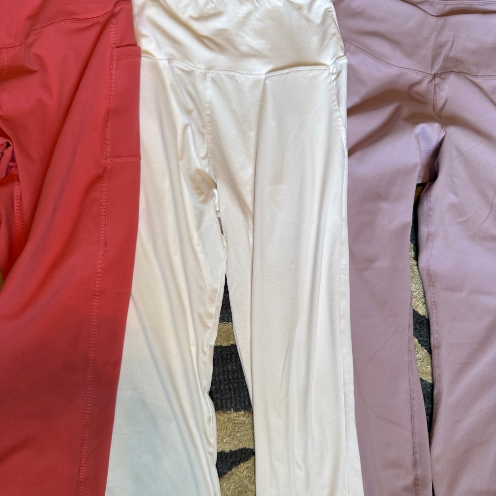 Four-Pack Bundle of Hi-Waisted Tights. Varied Colors. Size XL - Picture 4 of 7
